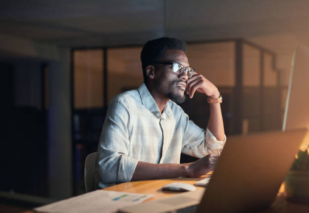 Matching time tracking with pay period