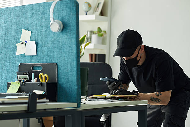 Maintaining confidentiality and professional conduct