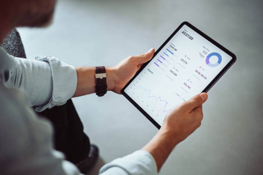 User interface and dashboard analytics on a tablet