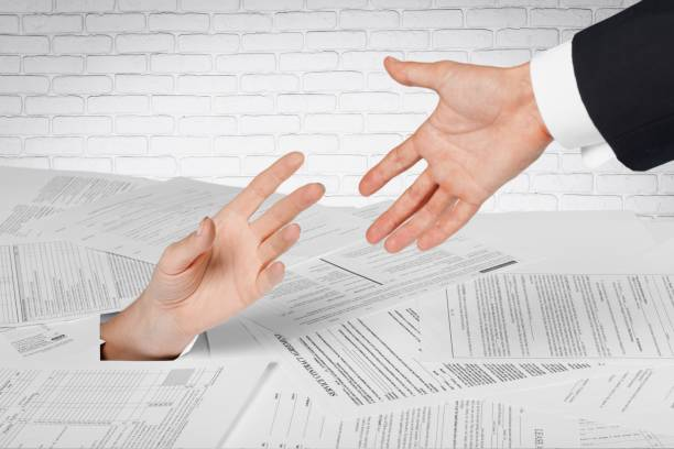 Proactive review and prevention of payroll disputes
