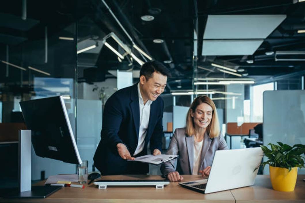 Real-time dashboard helping managers increase productivity and team performance