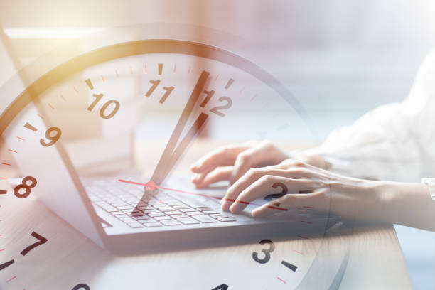 Time logs forecast clock and laptop