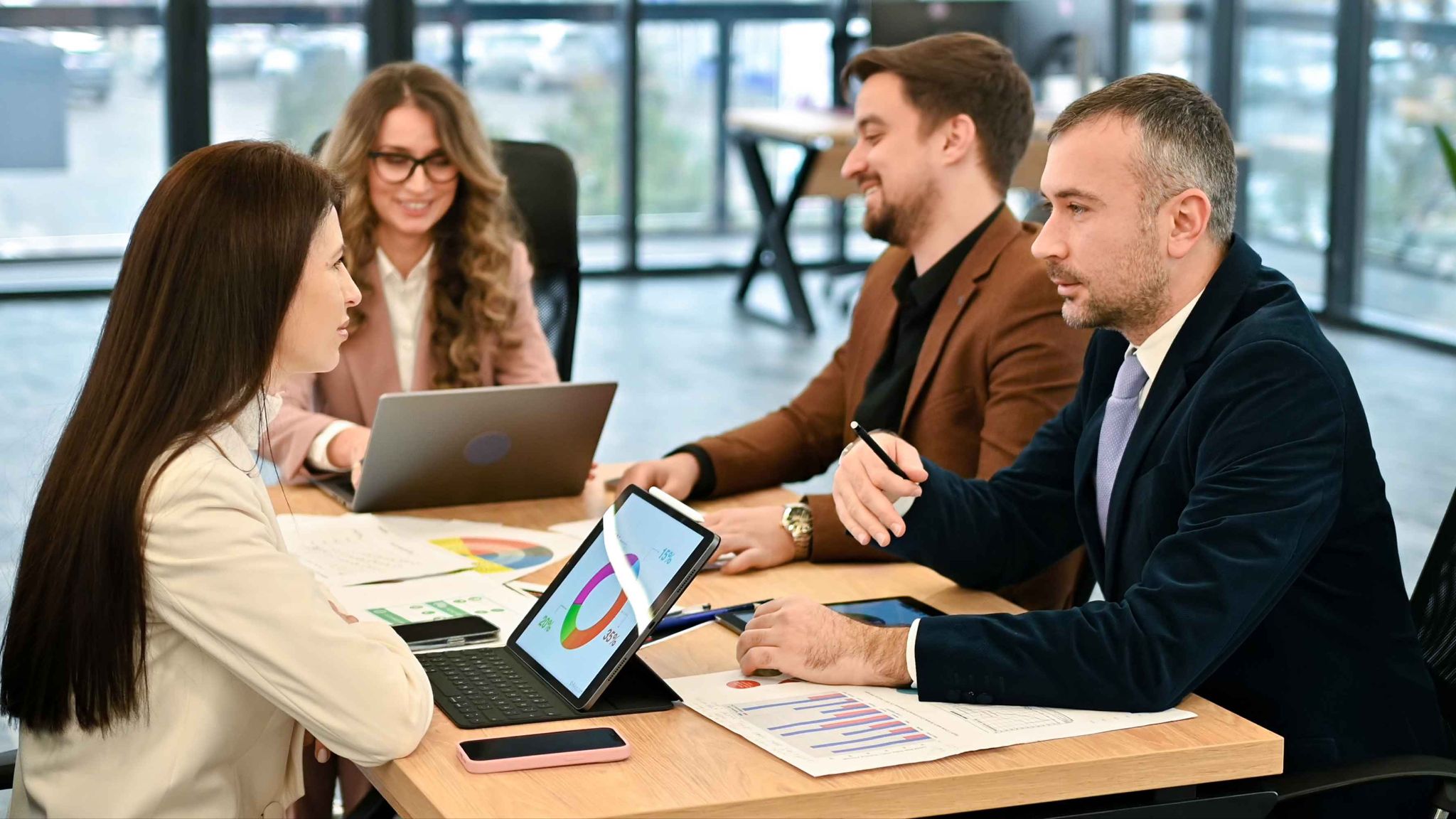 Manager conducting a balanced performance review with an employee