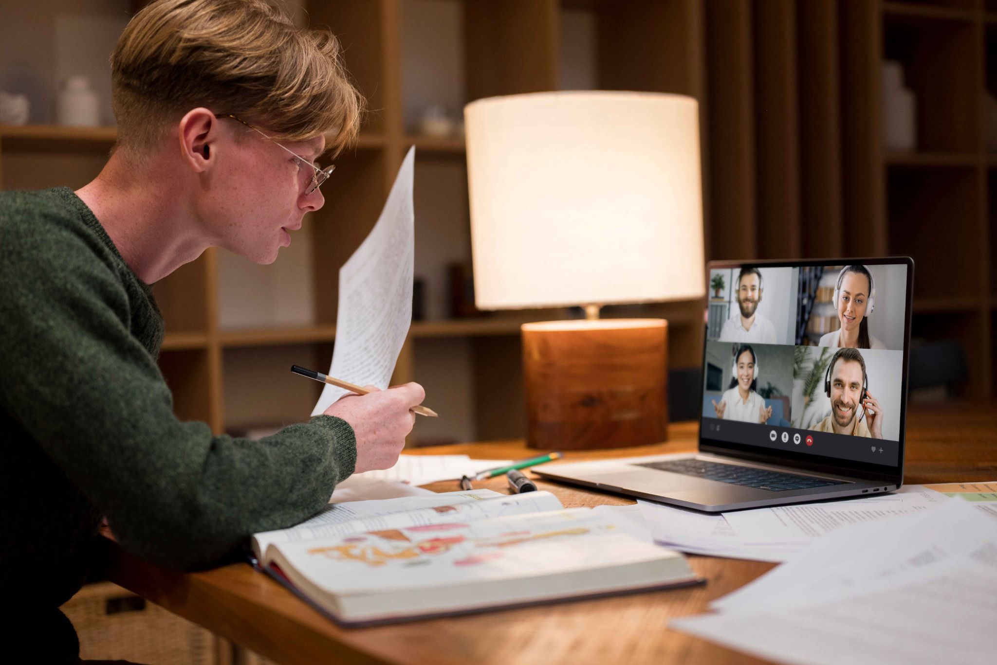 Remote employee managing time zones while joining an online meeting